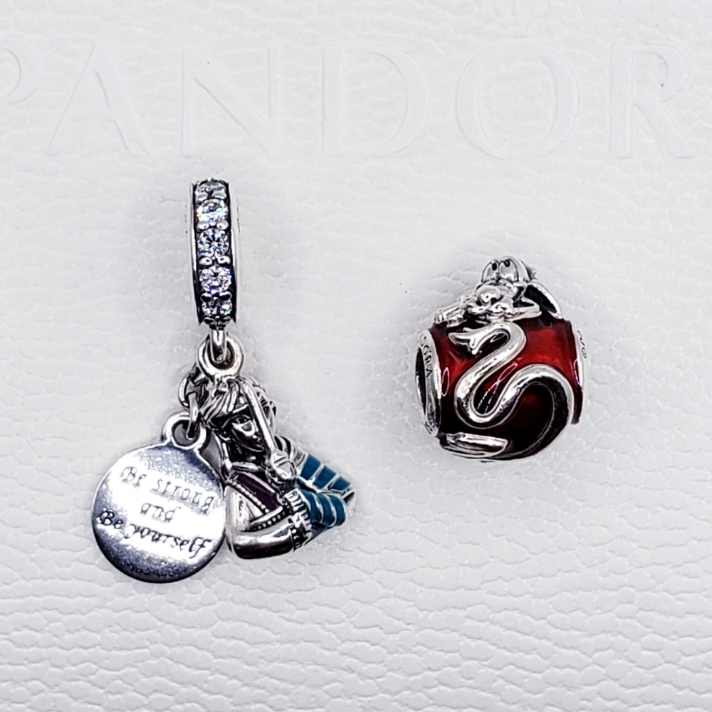 💫2 Authentic Pandora 💥RETIRED💥 DISNEY MULAN DANGLE CHARMS